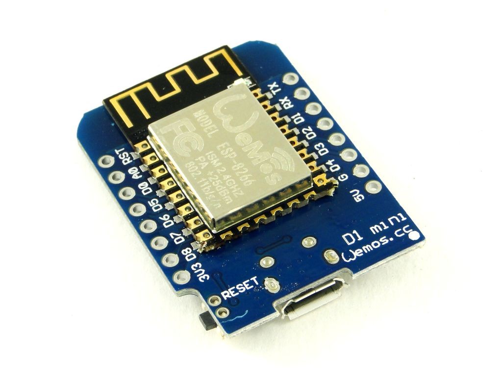 Контроллер ESP8266-12E в форм-факторе WeMos D1 mini