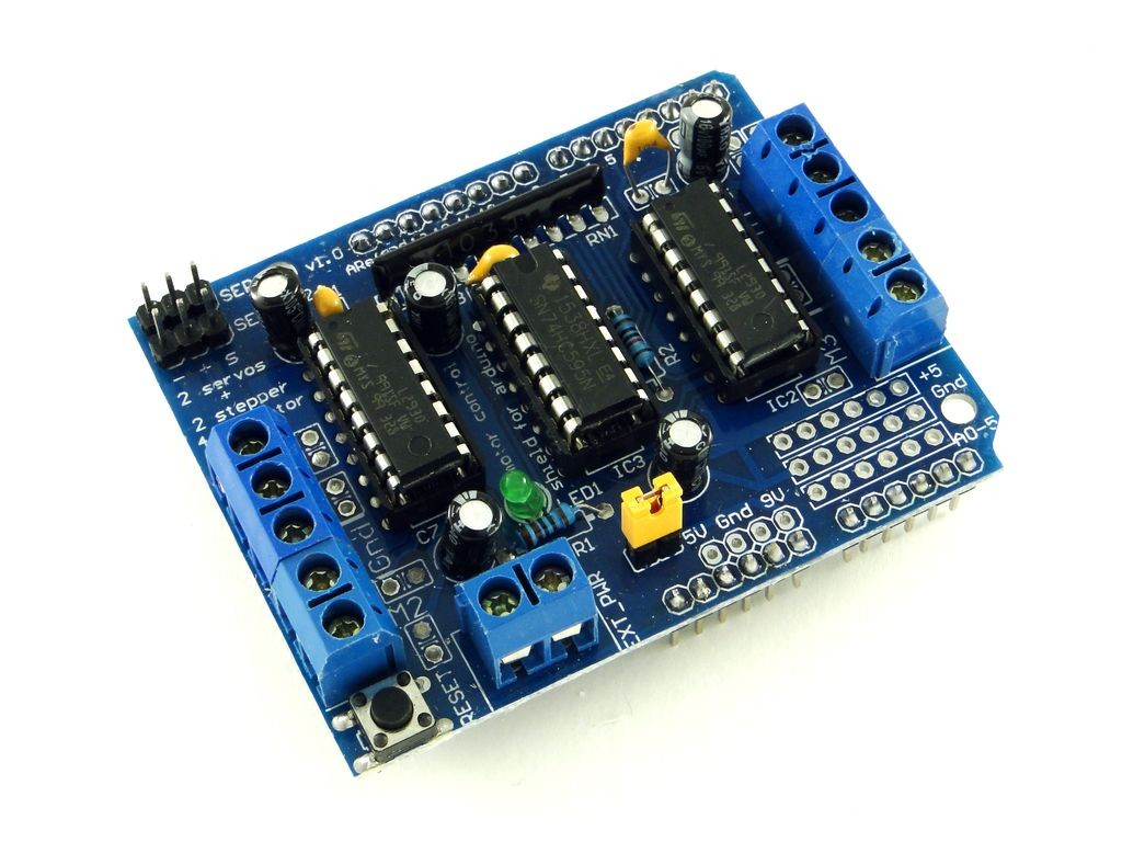 Драйвер двигателей для Arduino на L293D