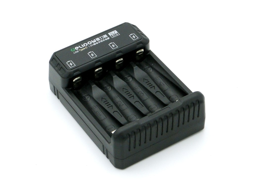 Зарядное устройство для аккумуляторов 2 слота АА/ААА 1 канал USB TDM | Вольтмаркет
